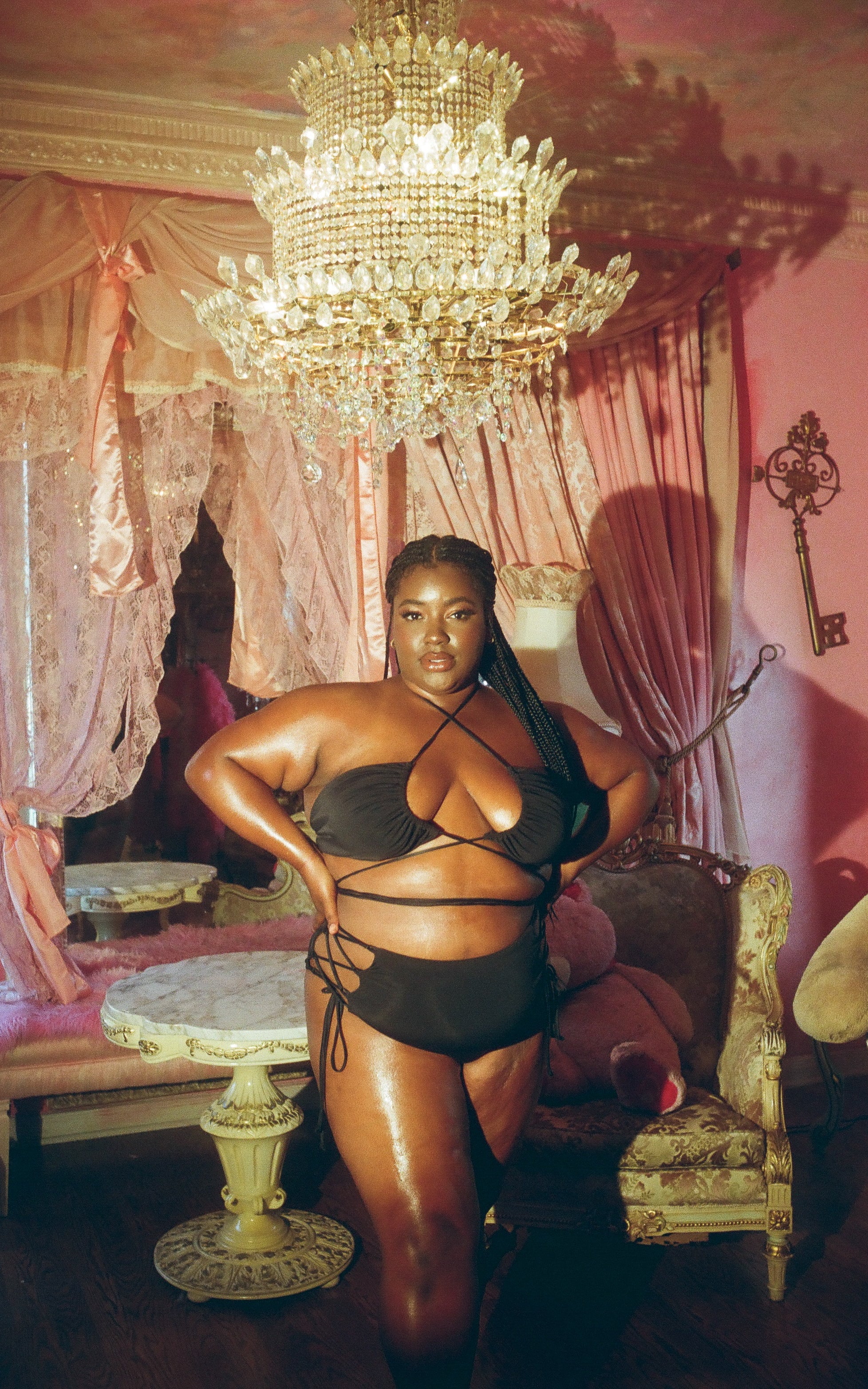 Ivy Bottoms - Image 11