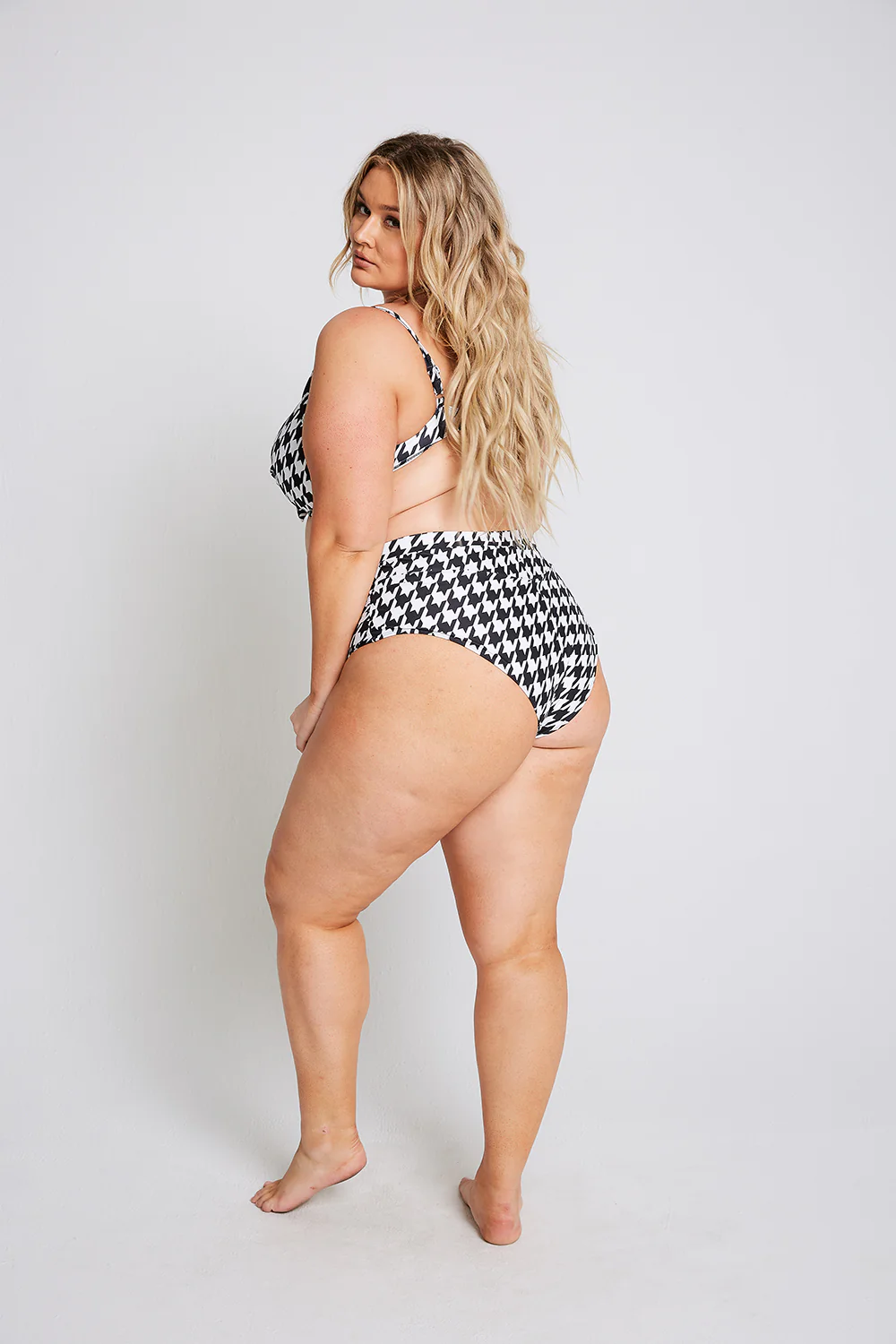 Summer Bottoms - Image 3